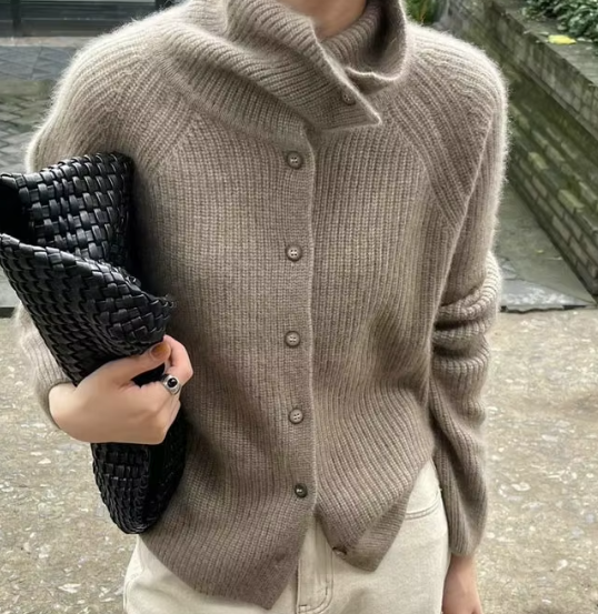 Thick Cashmere Knit Turtleneck Cardigan – Autumn/Winter Essential